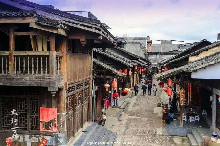 望帝春心托杜鹃的典故是什么？